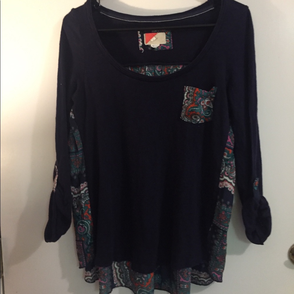 Women’s Shirt - Size Large